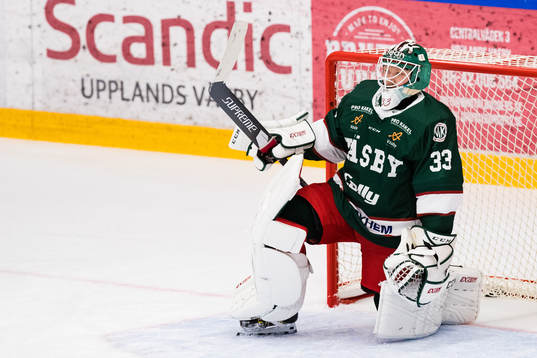 Väsbys målvakt Linus Ryttar