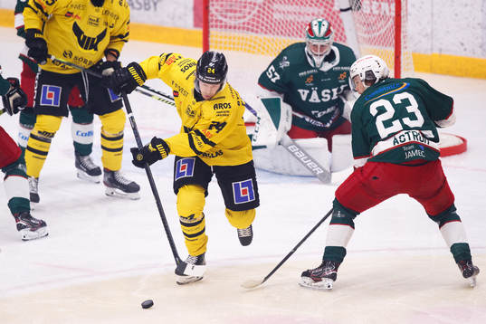 Västerås Joakim Hillding och Väsbys Viktor Åström