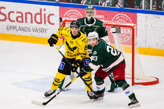 Västerås Henrik Hetta och Väsbys Viktor Åström