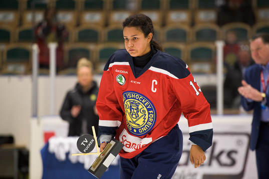 Stockholms Olivia Sohrner deppar
