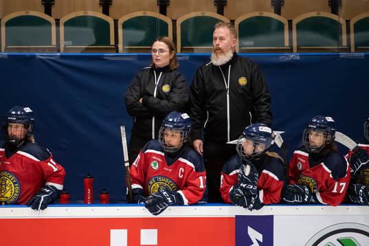 Stockholms tränare Camilla Sjöholm och assisterande