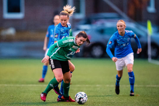 Marianne Olsen Jakobsen of Grei andd Sara Dønland of Fløya