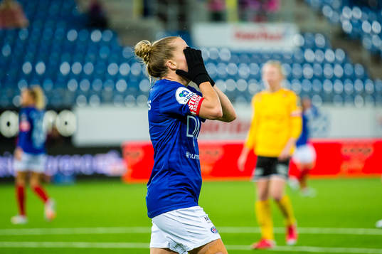 Sigrid Heien Hansen of Vålerenga reacts