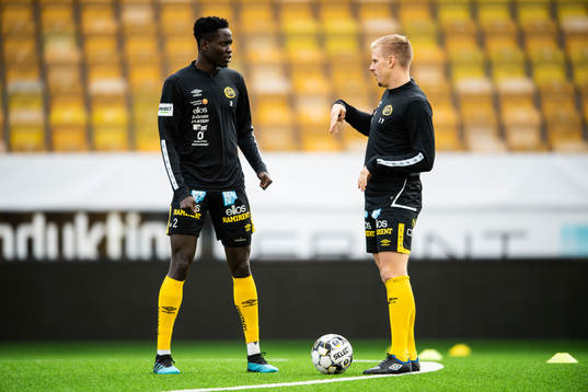 Elfsborgs Joseph Stanley Okumu och Per Frick