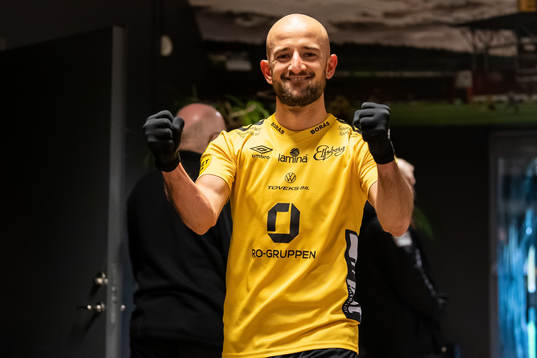 Elfsborgs Robert Gojani jublar