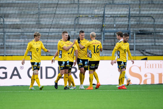 Elfsborgs spelare jublar