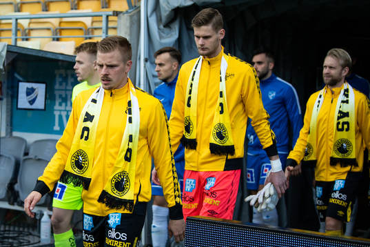 Elfsborgs Per Frick, målvakt Tim Rönning och Johan