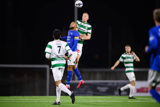 Trelleborgs Salif Camara Jönsson och Västerås Simon