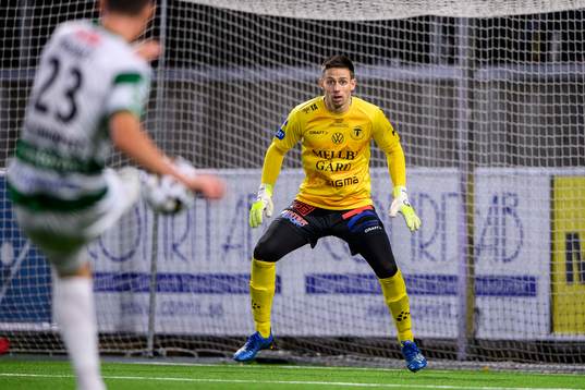 Trelleborgs målvakt Andreas Larsen