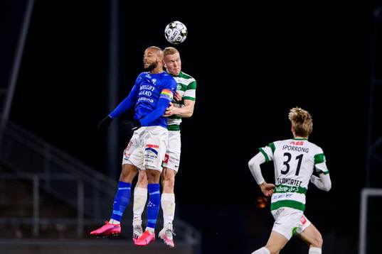 Trelleborgs Salif Camara Jönsson och Västerås Simon