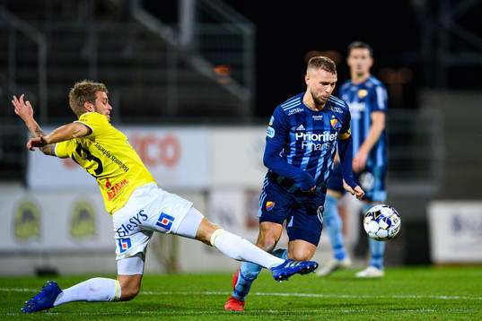 Falkenbergs Marcus Mathisen och Djurgårdens Jesper