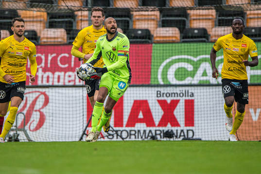 Östersunds målvakt Aly Keita