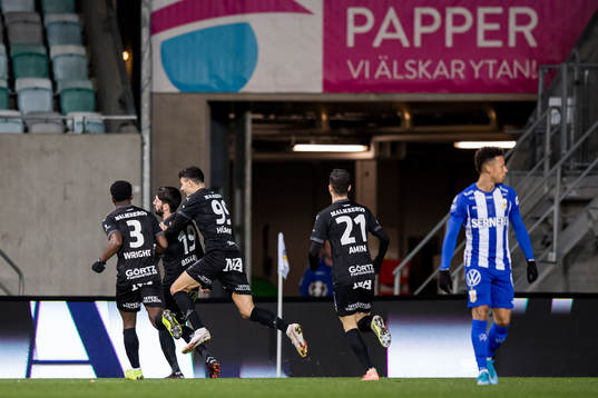 Örebros Nahir Besara jublar
