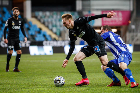 Örebros Rasmus Karjalainen och IFK Göteborg Jakob