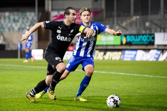 Örebros Nordin Gerzic och IFK Göteborg August Erlingmark