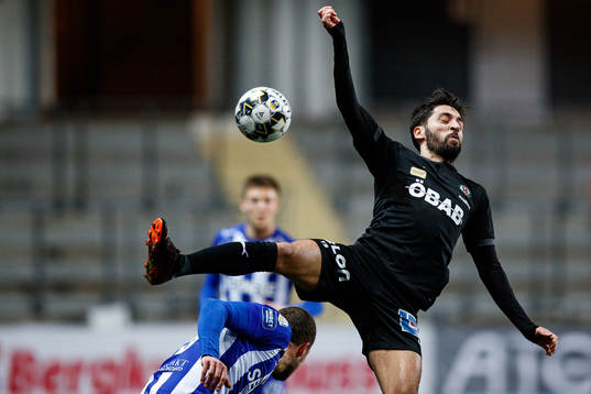 IFK Göteborg Jakob Johansson och Örebros Nahir Besara