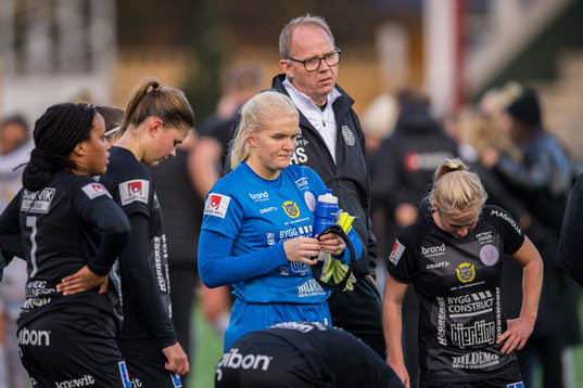 Uppsalas målvakt Emma Holmgren deppar