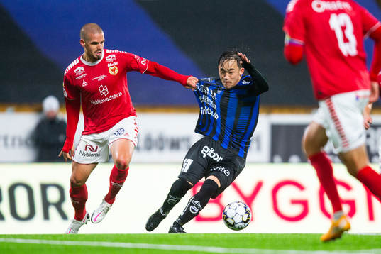 Kalmars Douglas Bergqvist och Sirius Yukiya Sugita