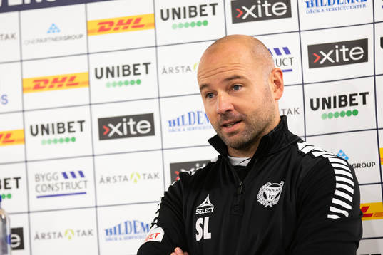 Kalmars assisterande tränare Stefan Larsson