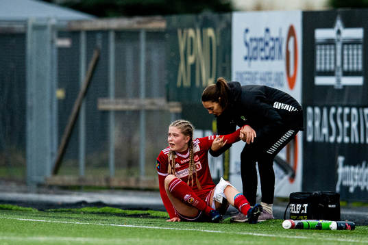 Mina Marie Frantzen of Medkila with an injury