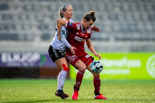 Silje Bekkåsen Nyhagen of Hønefoss and Kim Dolstra of