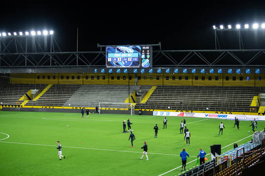 Norrbys spelare värmer upp