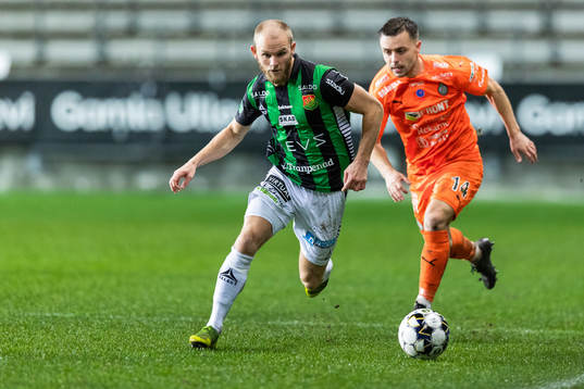 GAIS Niclas Andersén och AFC Eskilstunas Ryabn Williams