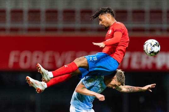 Helsingborgs Joseph Ceesay och Malmö FFs Sören Rieks