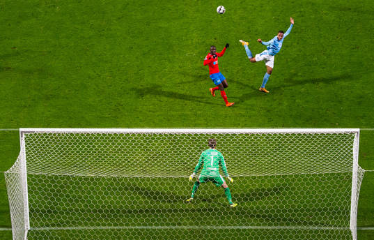 Malmö FFs Isaac Kiese Thelin oroar mot Helsingborgs Ravy