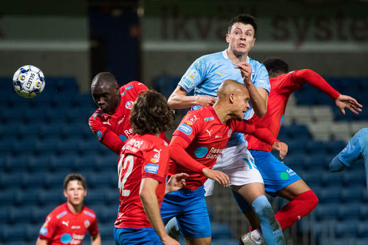Malmö FFs Anel Ahmedhodzic mot Helsingborgs Ravy Tsouka