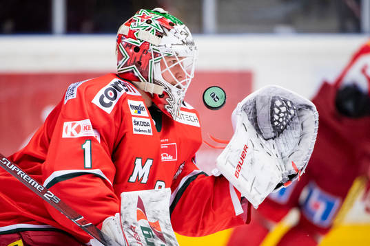 Modos målvakt Oliver Dackell