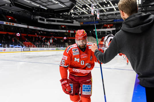 Modos Martin Kaut jublar