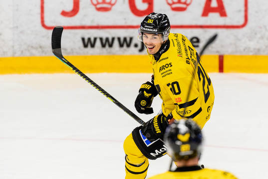 Västerås Henrik Hetta jublar