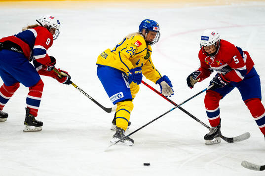 Olivia Carlsson of Sweden