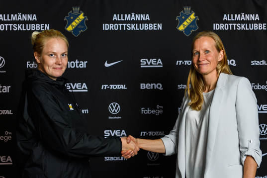 s damlag, och sportchef Anne Mäkinen