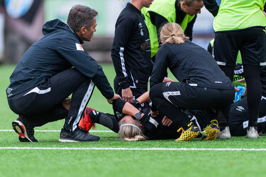 Bläddra bland fler bilder av Fotboll, Damallsvenskan, Kopparbergs/Göteborg, Träning 