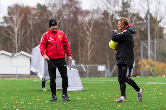 Tränare Stefan Jacobsson och assisterande tränare Fredrik