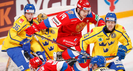 Linus Ölund #36, SWE, Vasili Podkolzin #19, RUS and Niklas