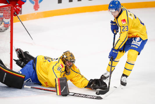Samuel Ersson #30, SWE and Lias Andersson #23, SWE