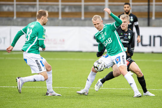 Brages Oscar Lundin och André Kamp i en kamp mot