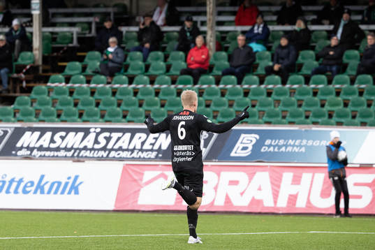 Västerås Simon Johansson jublar