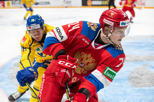 Linus Ölund #36, SWE, Zakhar Bardakov #24, RUS