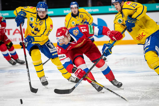 Mattias Norlinder #6, SWE, Danil Alalykin #61, RUS, Niklas