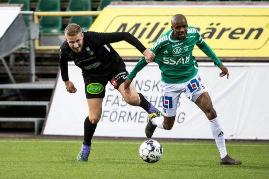 Västerås Kevin Custovic och Brages Bantu Mzwakali