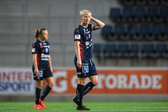 Linköpings Nilla Fischer deppar