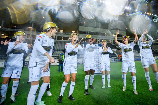 Göteborgs spelare jublar över SM-guldet