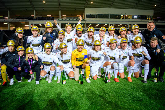 Göteborgs spelare jublar över SM-guldet