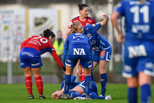 Örebros Maja Regnås har ont