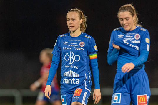 Örebros Frida Abrahamsson och Freja Olofsson deppar