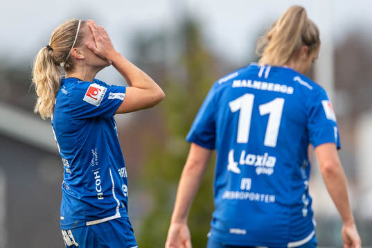 Örebros Frida Skogman och Karin Lundin deppar